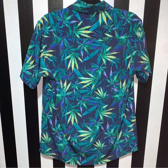Multicolored 4/20 Leaf Print Button Up Shirt Men’s Small/Medium, Women’s Large - Picture 2 of 4